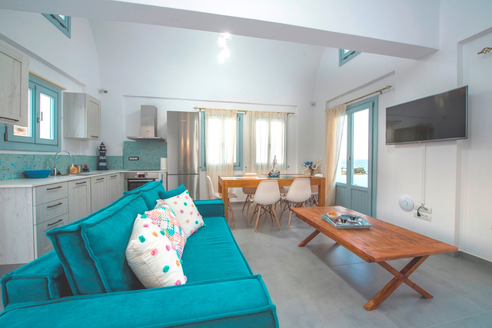 Santorini September Luxury Retreat - Image 15