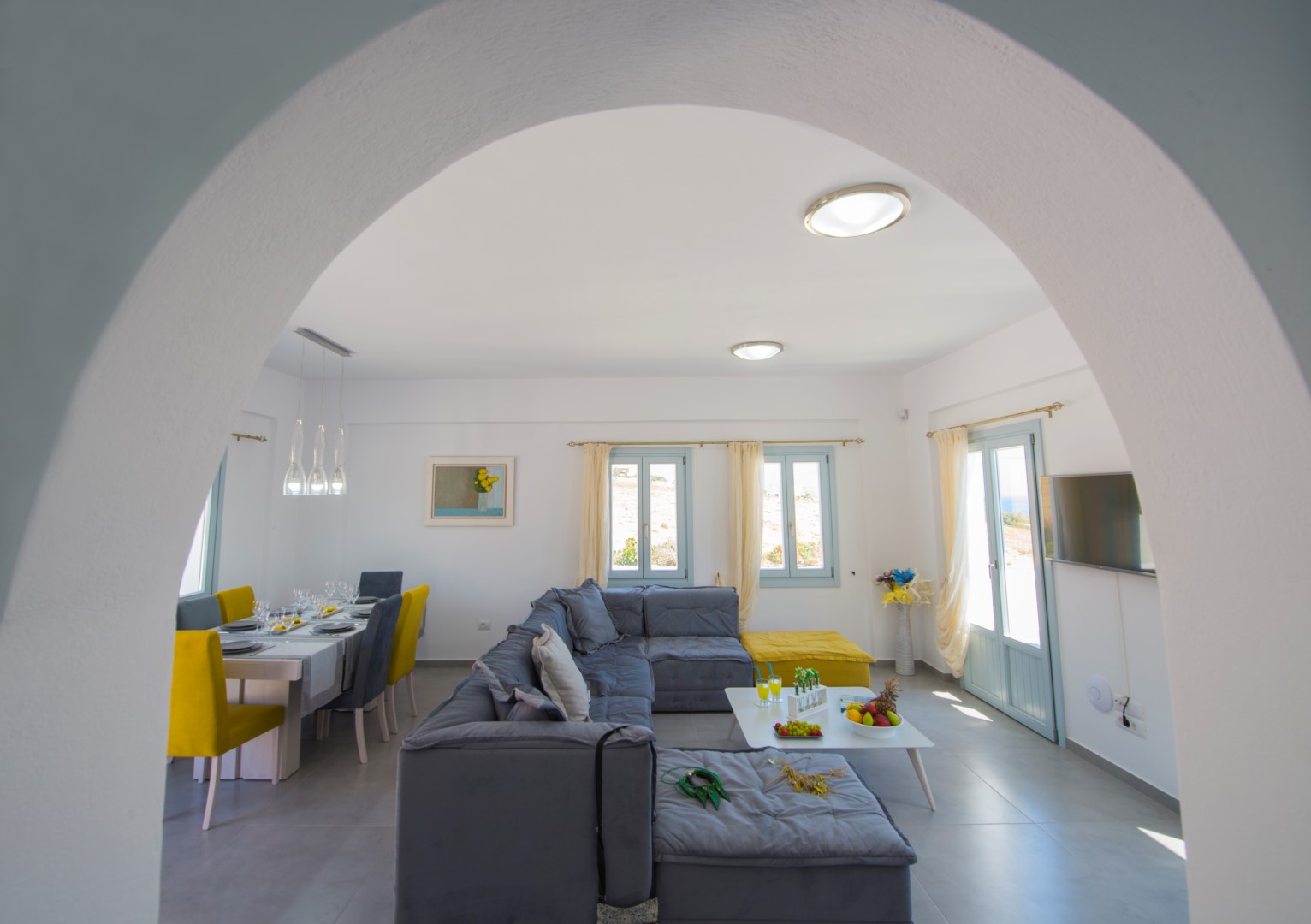 Santorini September Luxury Retreat - Image 16